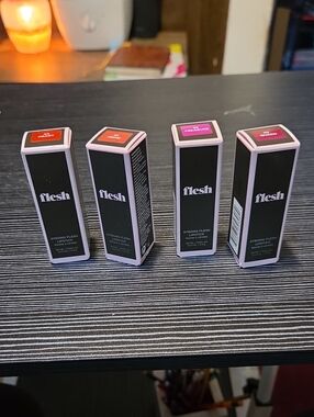 Flesh Strong Lipstick Quartet — Pink and Coral Shades